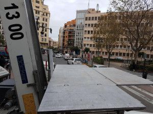 alquiler de plataformas elevadoras para mudanzas en Valencia